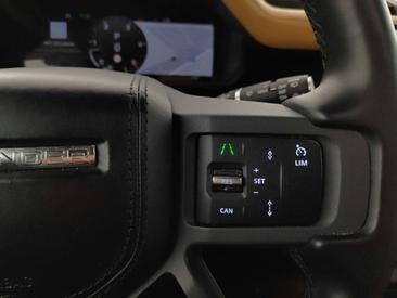 Land Rover Defender 130 D300 MHEV — photo 32