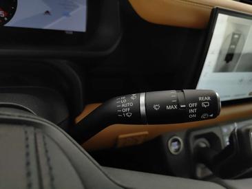 Land Rover Defender 130 D300 MHEV — photo 34