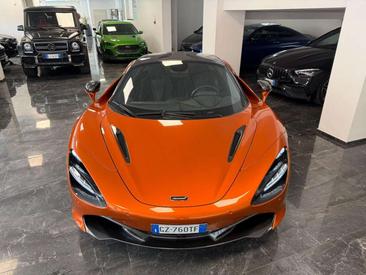 McLaren 720S — photo 12