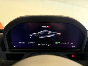 McLaren 720S — photo 17