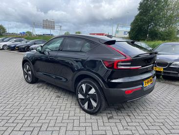 Volvo C40 Coupé SUV Recharge Single Motor Extended Range — photo 2