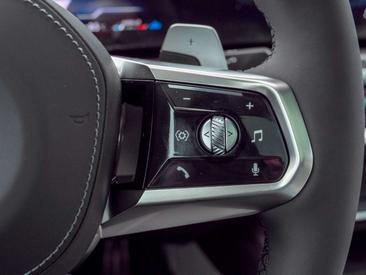 BMW Série 7 Berline 740d — photo 17