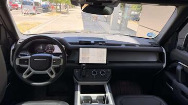 Land Rover Defender 90 D250 MHEV — photo 4