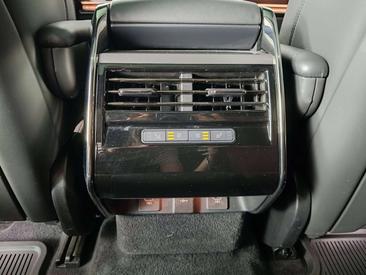 Land Rover Range Rover Sport D250 — photo 24