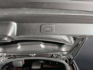 Land Rover Range Rover Sport D250 — photo 25