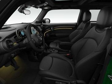 Mini 3 Portes Berline Cooper SE — photo 3