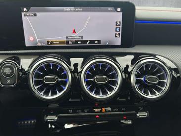 Mercedes CLA Berline 220 D — photo 18
