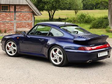 Porsche 911 Turbo — photo 4