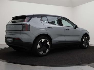 Volvo EX30 — photo 2