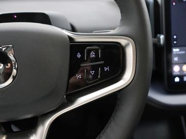 Volvo EX30 — photo 20