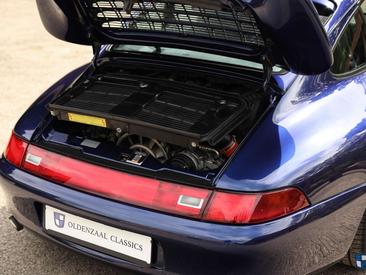 Porsche 911 Turbo — photo 20