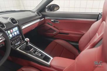 Porsche 718 Cabriolet Boxster — photo 14