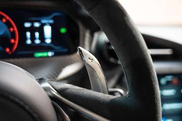 McLaren 750S — photo 33