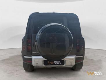 Land Rover Defender 90 D200 MHEV — photo 8