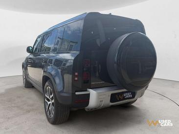 Land Rover Defender 90 D200 MHEV — photo 16