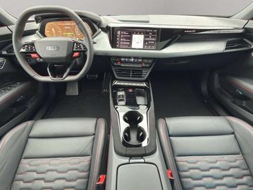 Audi E-tron GT Berline RS E-tron GT 570 KW — photo 12