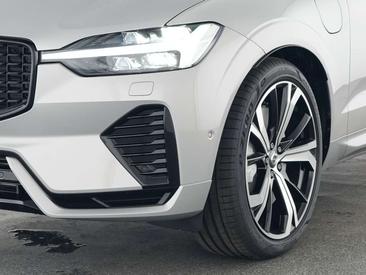 Volvo XC60 B5 — photo 9