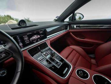 Porsche Panamera 4S E-Hybrid — photo 12