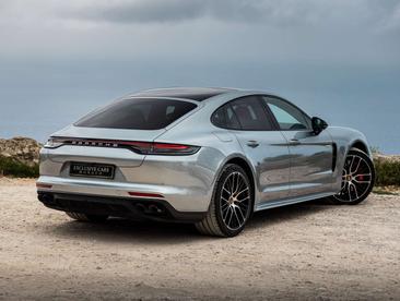 Porsche Panamera 4S E-Hybrid — photo 13