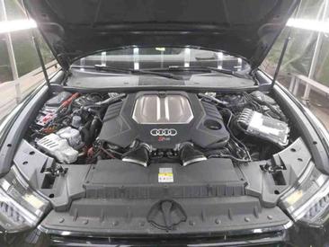 Audi RS6 avant — photo 16