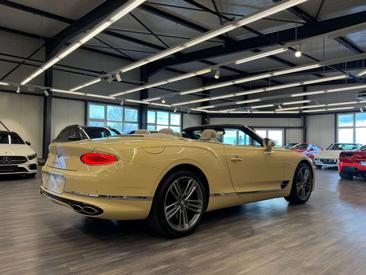 Bentley Continental GTC Cabriolet V8 — photo 5