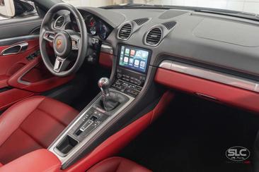 Porsche 718 Cabriolet Boxster — photo 20