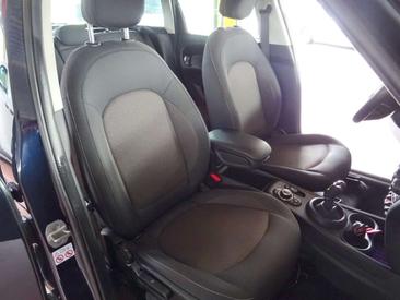 Mini Countryman Berline Cooper D — photo 11