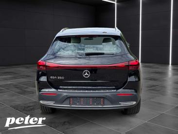 Mercedes EQA 250 — photo 4