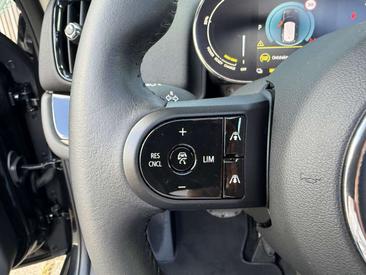Mini Countryman Cooper SE ALL4 — photo 10
