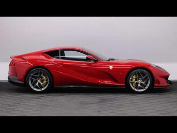 Ferrari 812 Superfast — photo 4