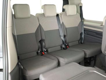 Volkswagen Multivan Van 2.0 TDI — photo 7