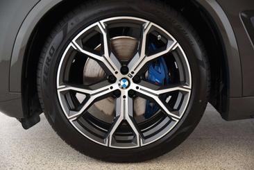 BMW X5 XDrive30d — photo 23
