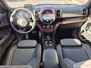 Mini Countryman Berline Cooper D ALL4 — photo 7