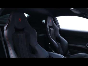 Ferrari 812 Superfast — photo 21