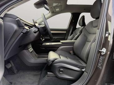Volvo EX90 Twin Motor — photo 10
