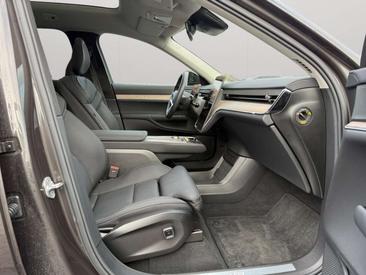 Volvo EX90 Twin Motor — photo 15