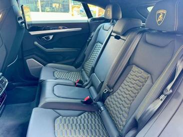 Lamborghini Urus S — photo 20