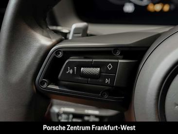 Porsche Panamera 4S E-Hybrid — photo 19