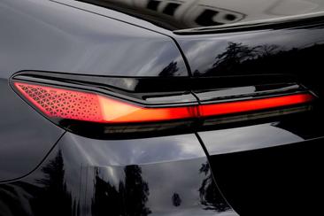 BMW Série 7 Berline 740d — photo 8