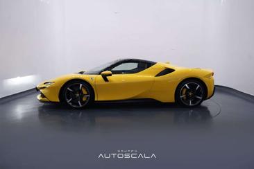 Ferrari SF90 Spider — photo 3