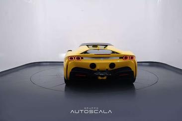 Ferrari SF90 Spider — photo 5