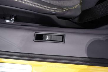 Ferrari SF90 Spider — photo 21