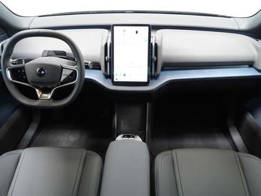 Volvo EX30 AWD — photo 8