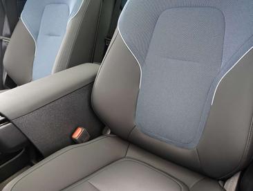 Volvo EX30 AWD — photo 10