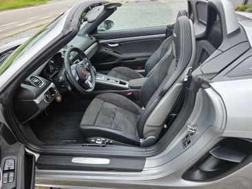 Porsche 718 Cabriolet Spyder — photo 13