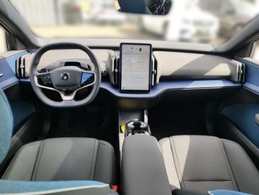 Volvo EX30 — photo 20