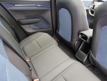 Volvo EX30 AWD — photo 15