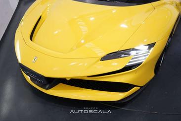 Ferrari SF90 Spider — photo 36