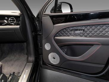 Bentley Bentayga S — photo 15
