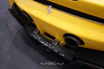 Ferrari SF90 Spider — photo 43